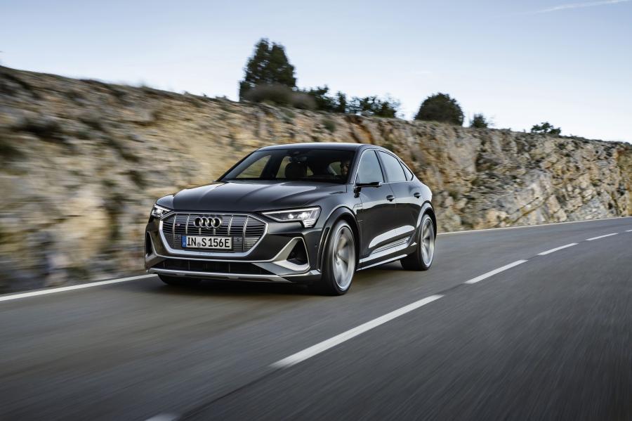  Audi e-tron S Sportback 2020 года  (WW) (фото 20 из 77)